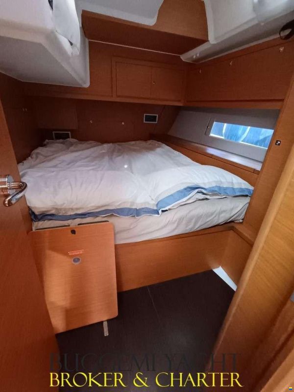 Dufour 470