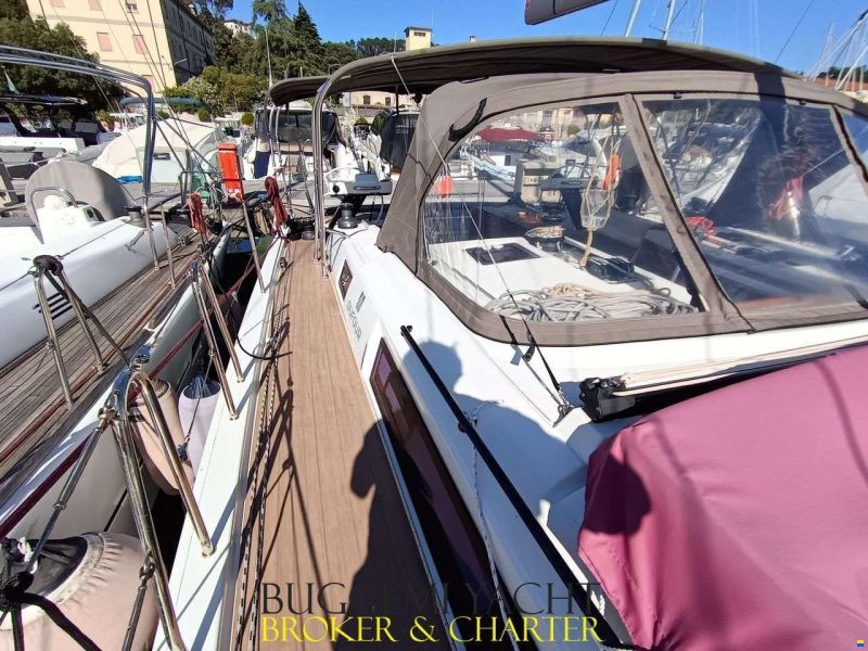 Dufour 470