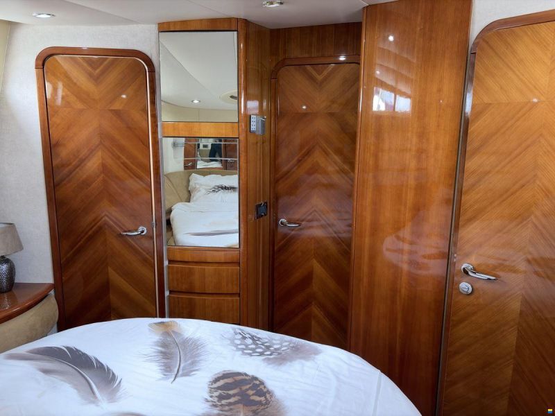 Azimut 46 Fly