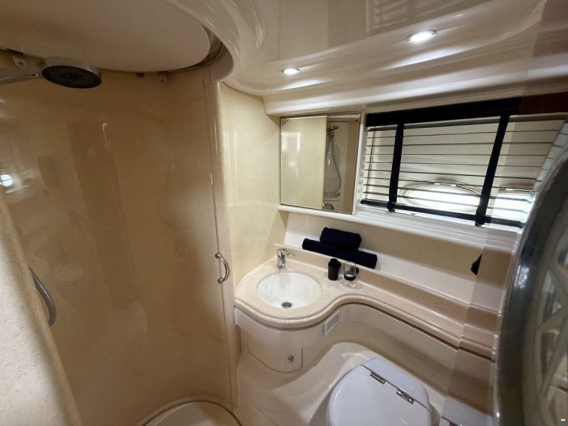 Azimut 46 Fly