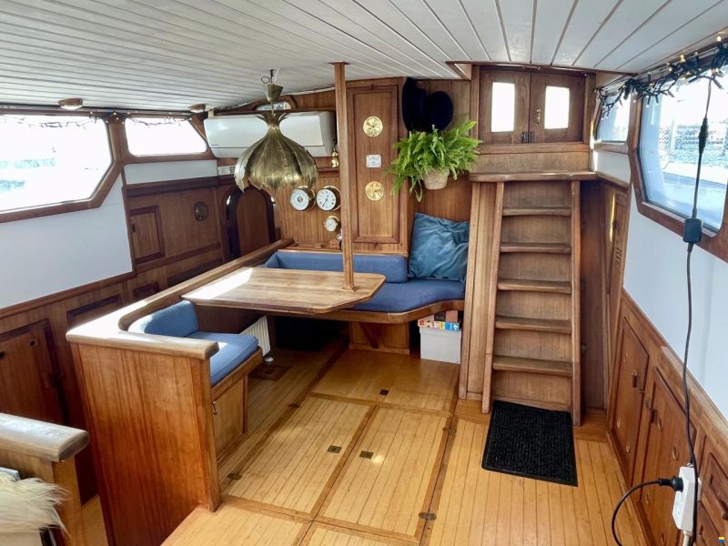 Danish Yacht Tahitian Bobåd