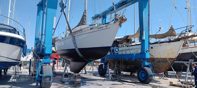 Kelly-Peterson 44 Cutter