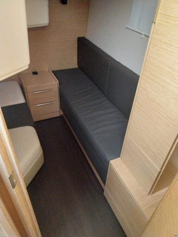 Bavaria S33 HT