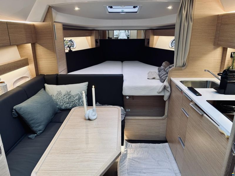 Bavaria S33 HT