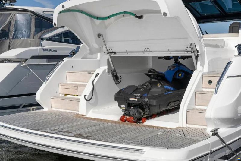 Princess V50 Open