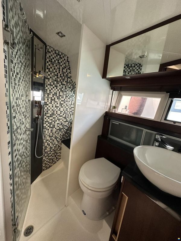 Galeon 430 HTC