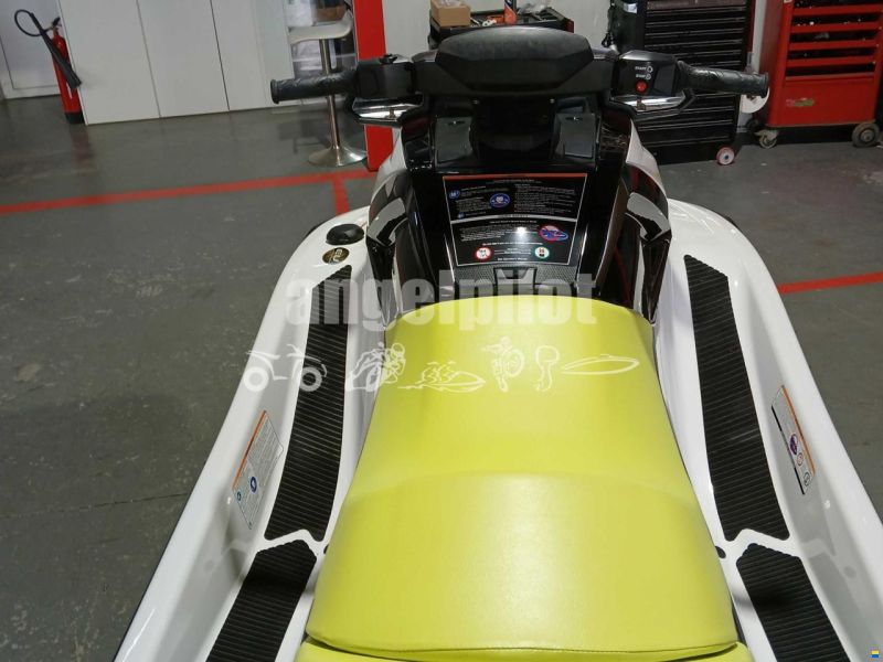 Yamaha VX