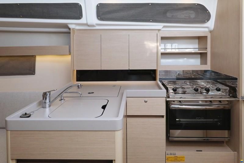 Beneteau Oceanis 34.1