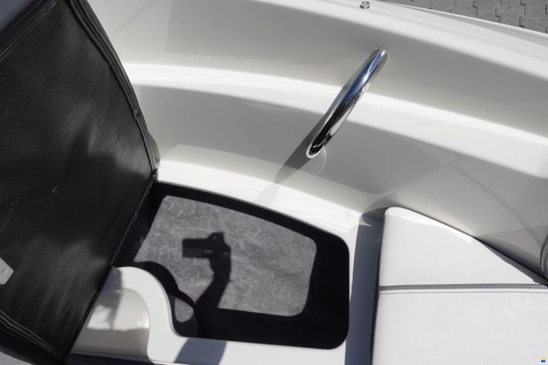 Sea Ray 190 Sport & Trailer (2. Hand)