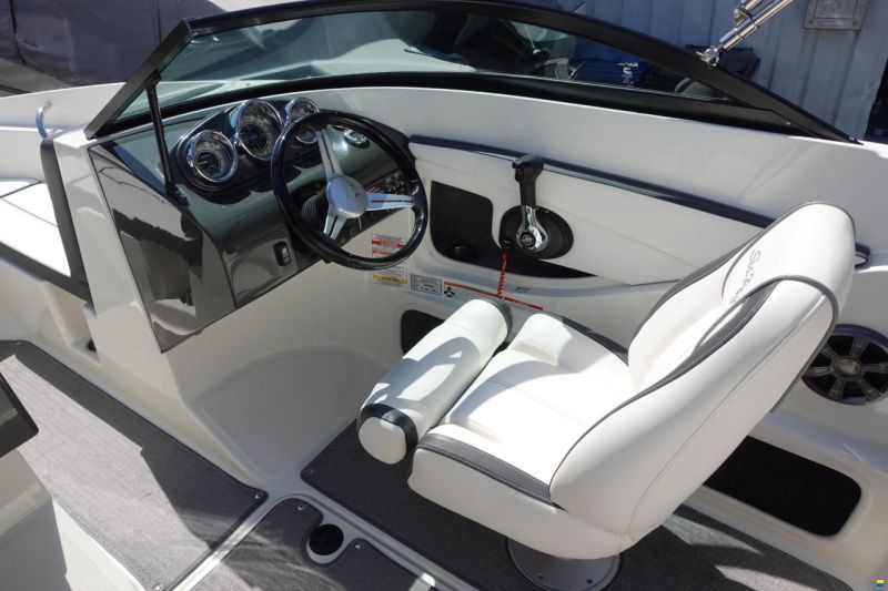 Sea Ray 190 Sport & Trailer (2. Hand)