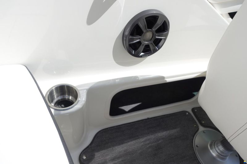Sea Ray 190 Sport & Trailer (2. Hand)