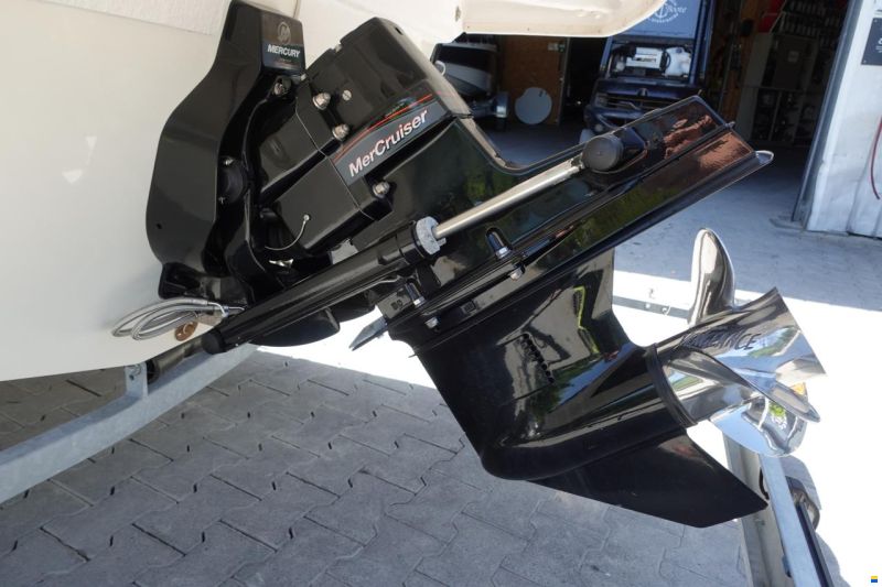 Sea Ray 190 Sport & Trailer (2. Hand)