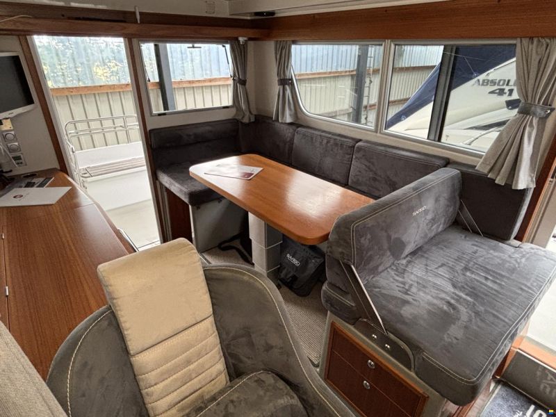 Sargo 33 aft door