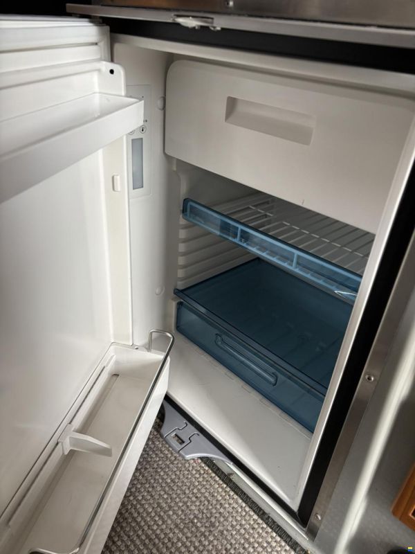 Sargo 33 aft door