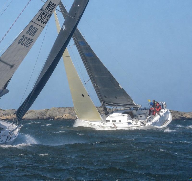 Beneteau First 40.7
