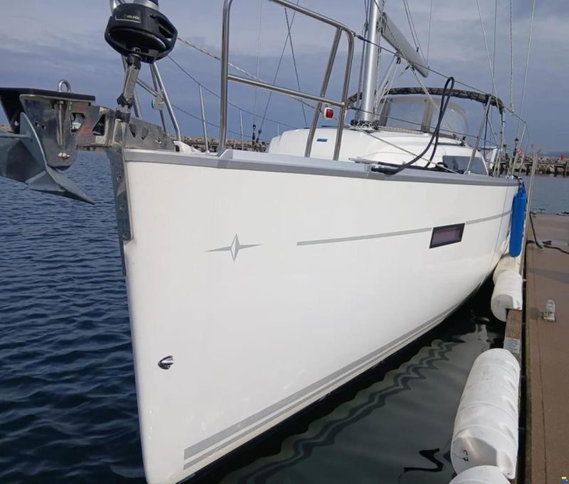Bavaria Cruiser 37