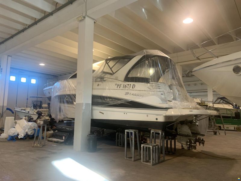 Larson Open Cabrio 330