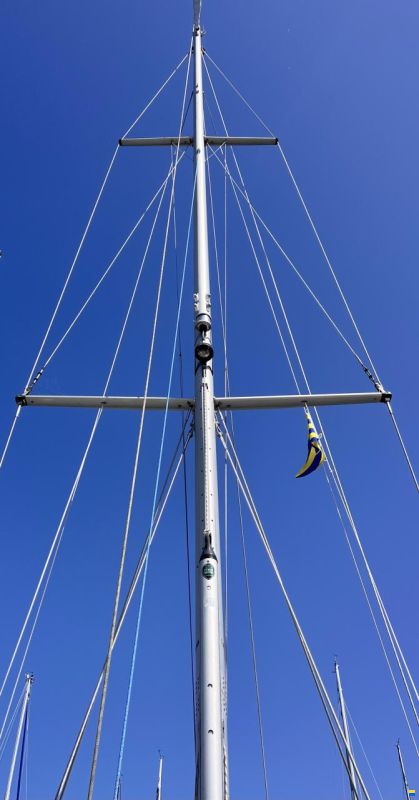 Hallberg-Rassy 352