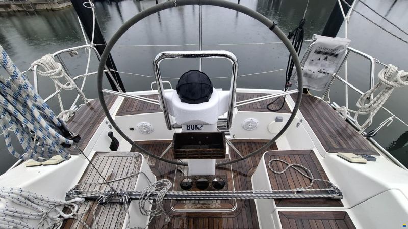 Hanse 320