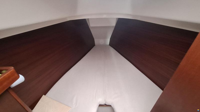 Hanse 320