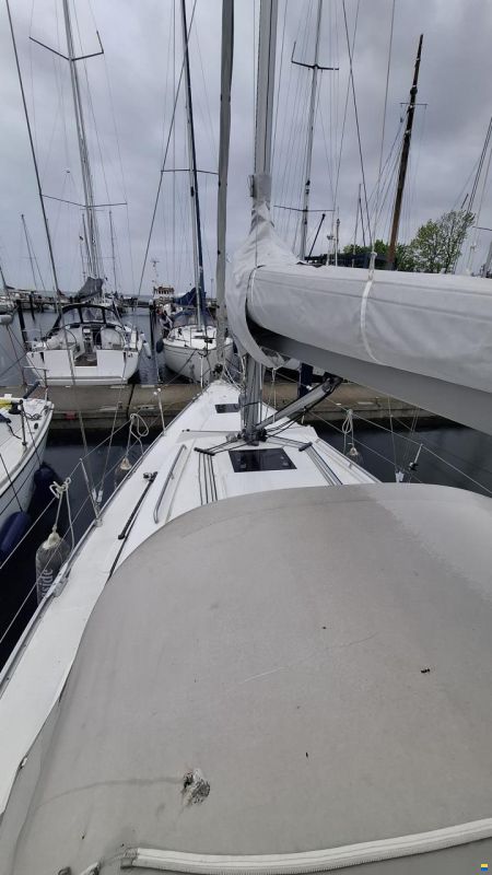 Hanse 320