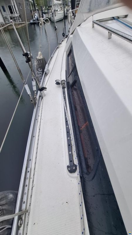 Hanse 320