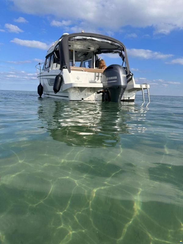 Jeanneau Merry Fisher 795