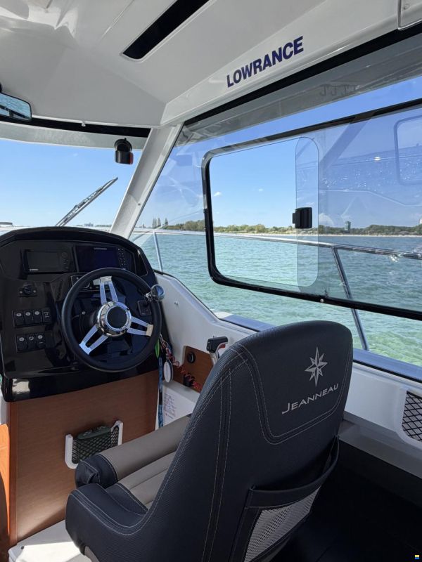 Jeanneau Merry Fisher 795