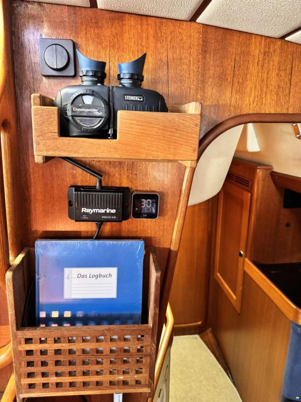 Hallberg-Rassy 43