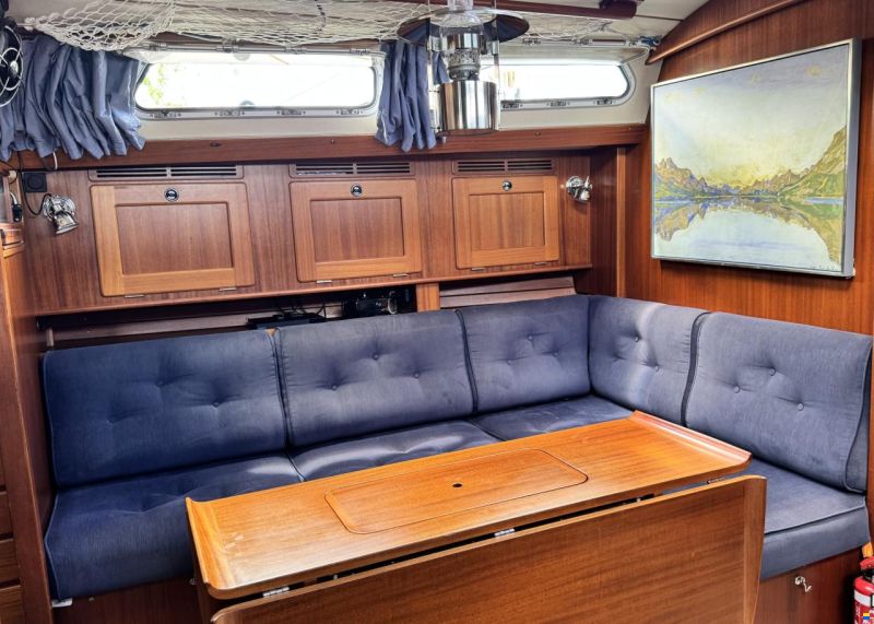 Hallberg-Rassy 43