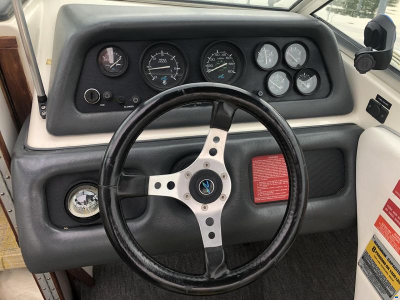 Sea Ray CC 200