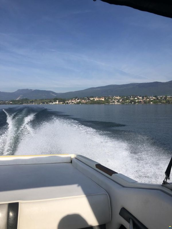 Sea Ray CC 200