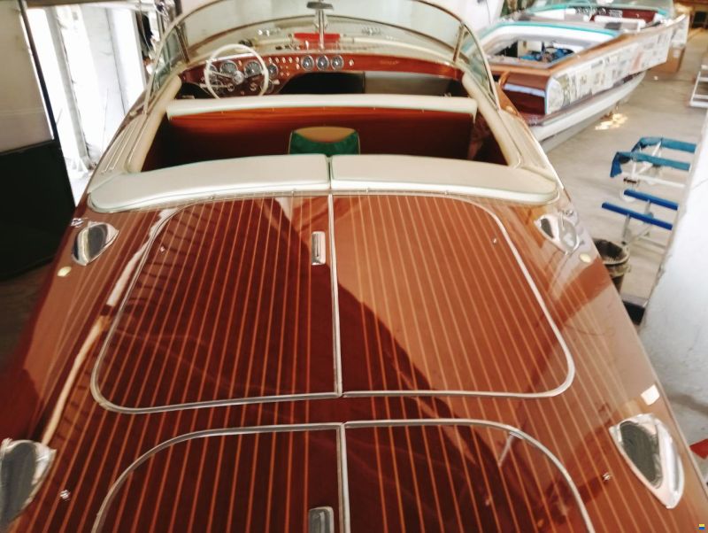Riva Tritone