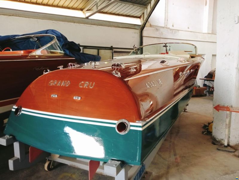 Riva Tritone