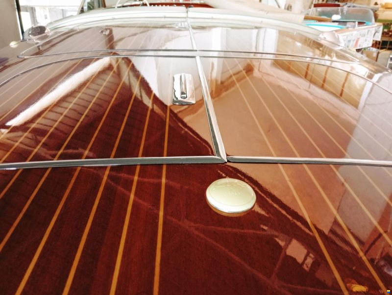 Riva Tritone