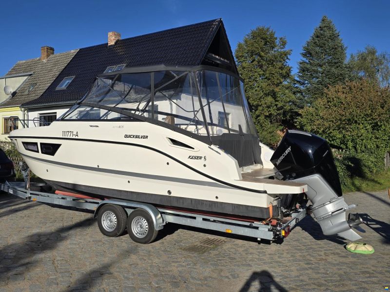 Quicksilver 805 Cruiser