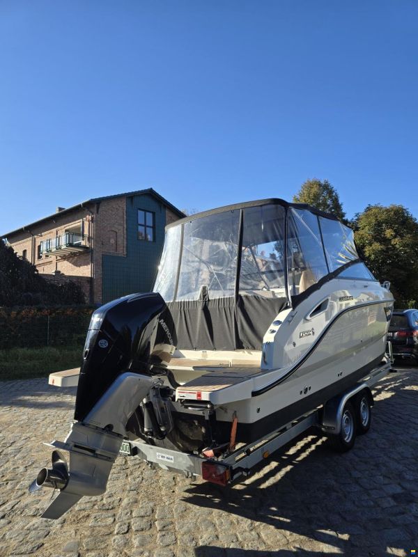 Quicksilver 805 Cruiser