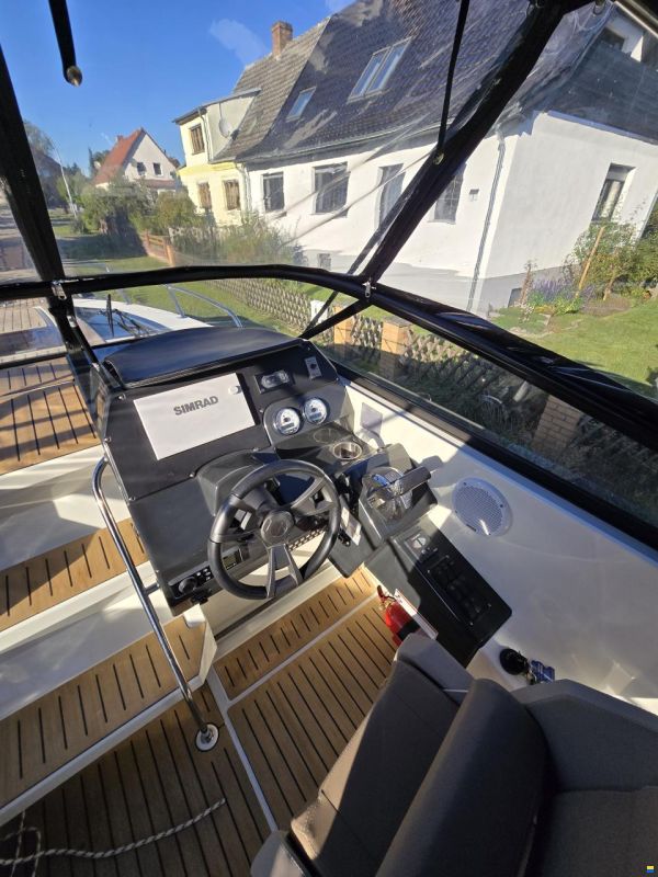 Quicksilver 805 Cruiser