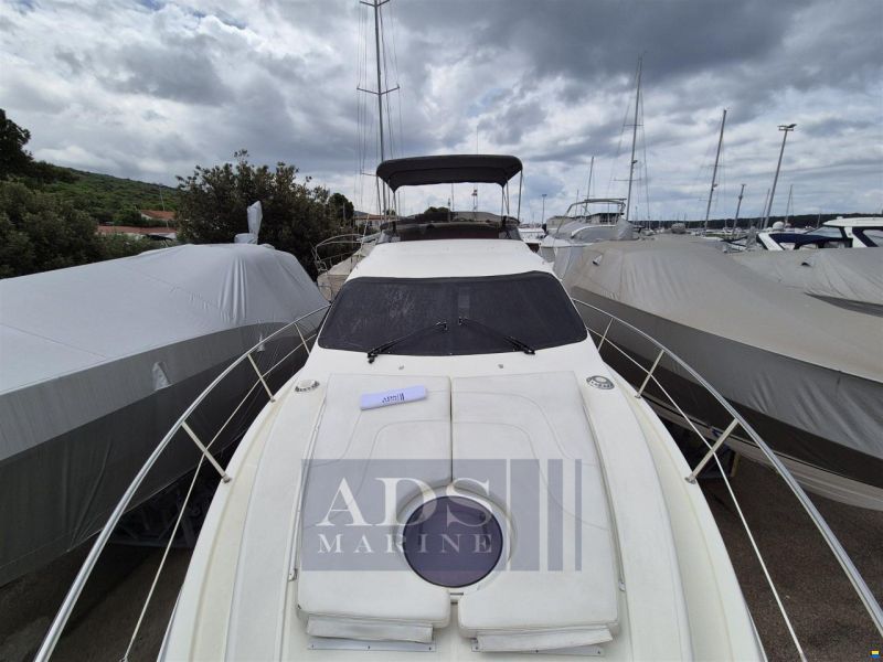 Azimut 42 Fly