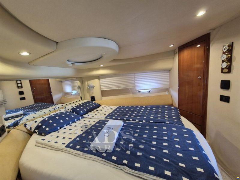 Azimut 42 Fly