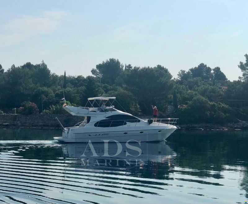 Azimut 42 Fly