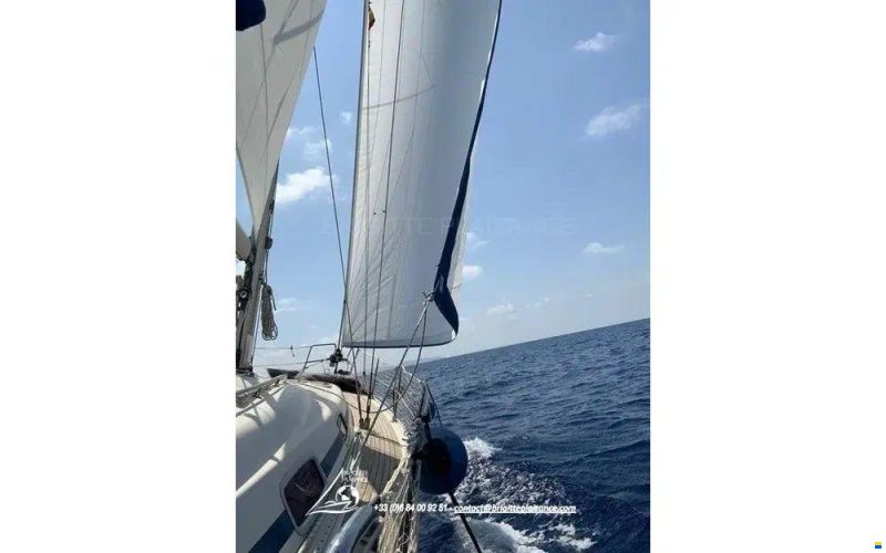 Bavaria 42 cruiser