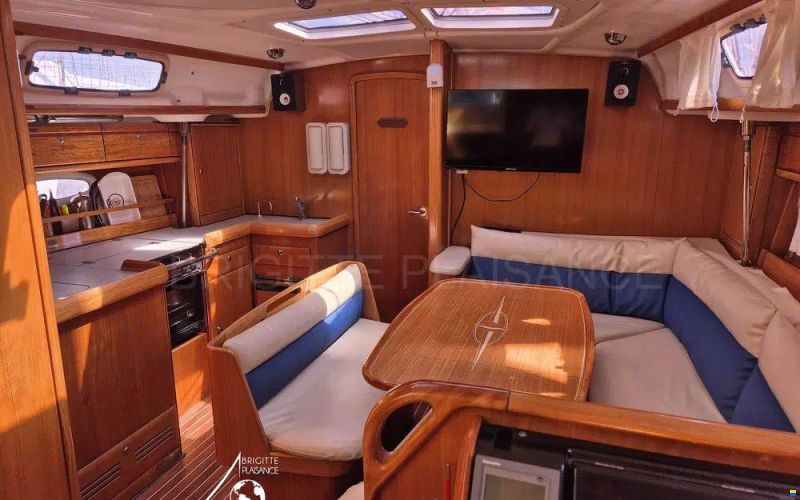 Bavaria 42 cruiser