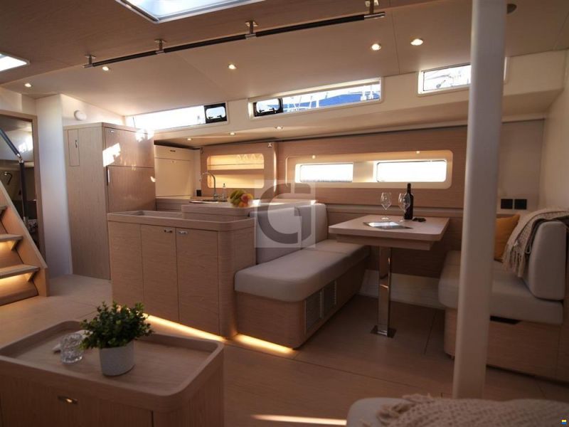 Beneteau Oceanis Yacht 54