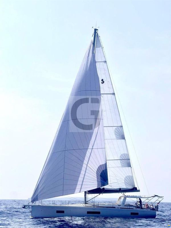 Beneteau Oceanis Yacht 54