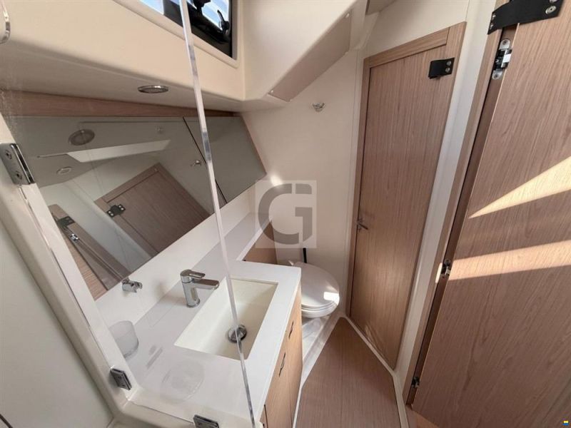 Beneteau Oceanis Yacht 54
