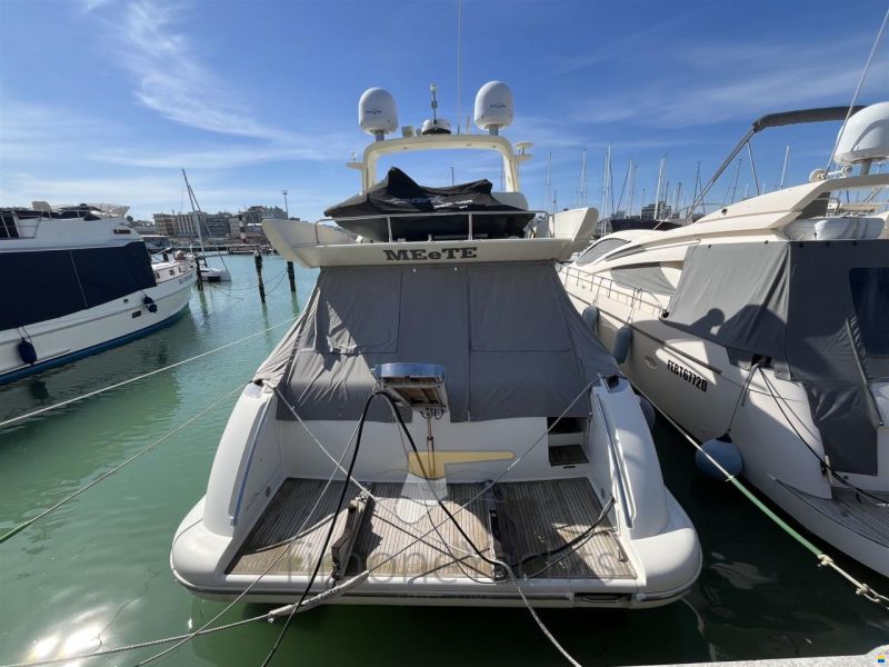 Azimut 62 Fly