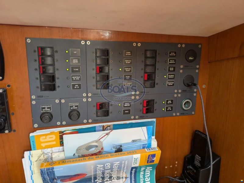 Gibert Marine GIB SEA 302 DI