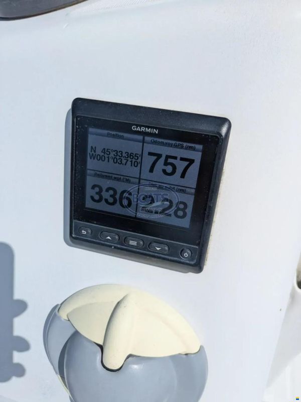 Gibert Marine GIB SEA 302 DI