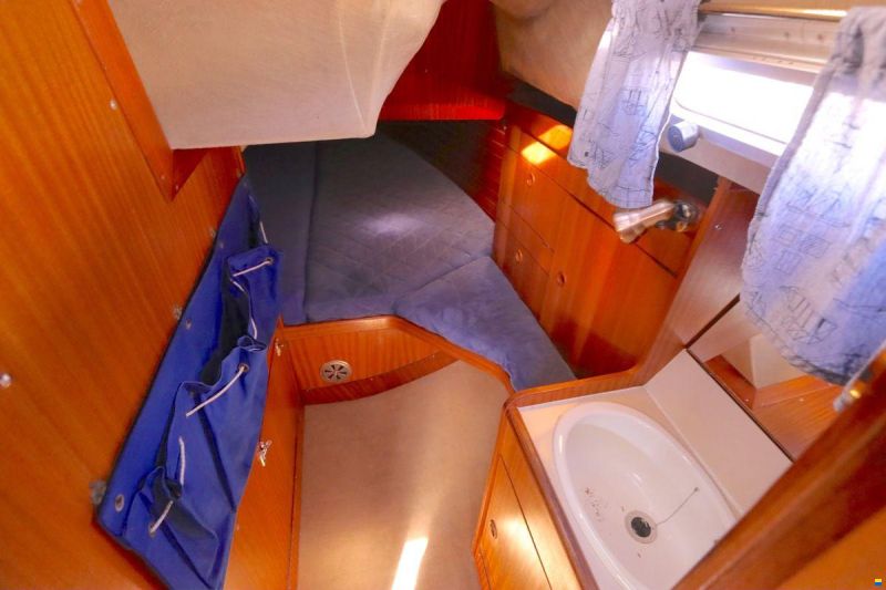 Bavaria 38